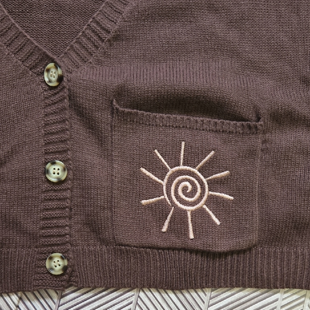 Cropped Brown Cardigan Sweater Embroidered Sun Pockets V-Neck Button Front Large - Picture 5 of 15